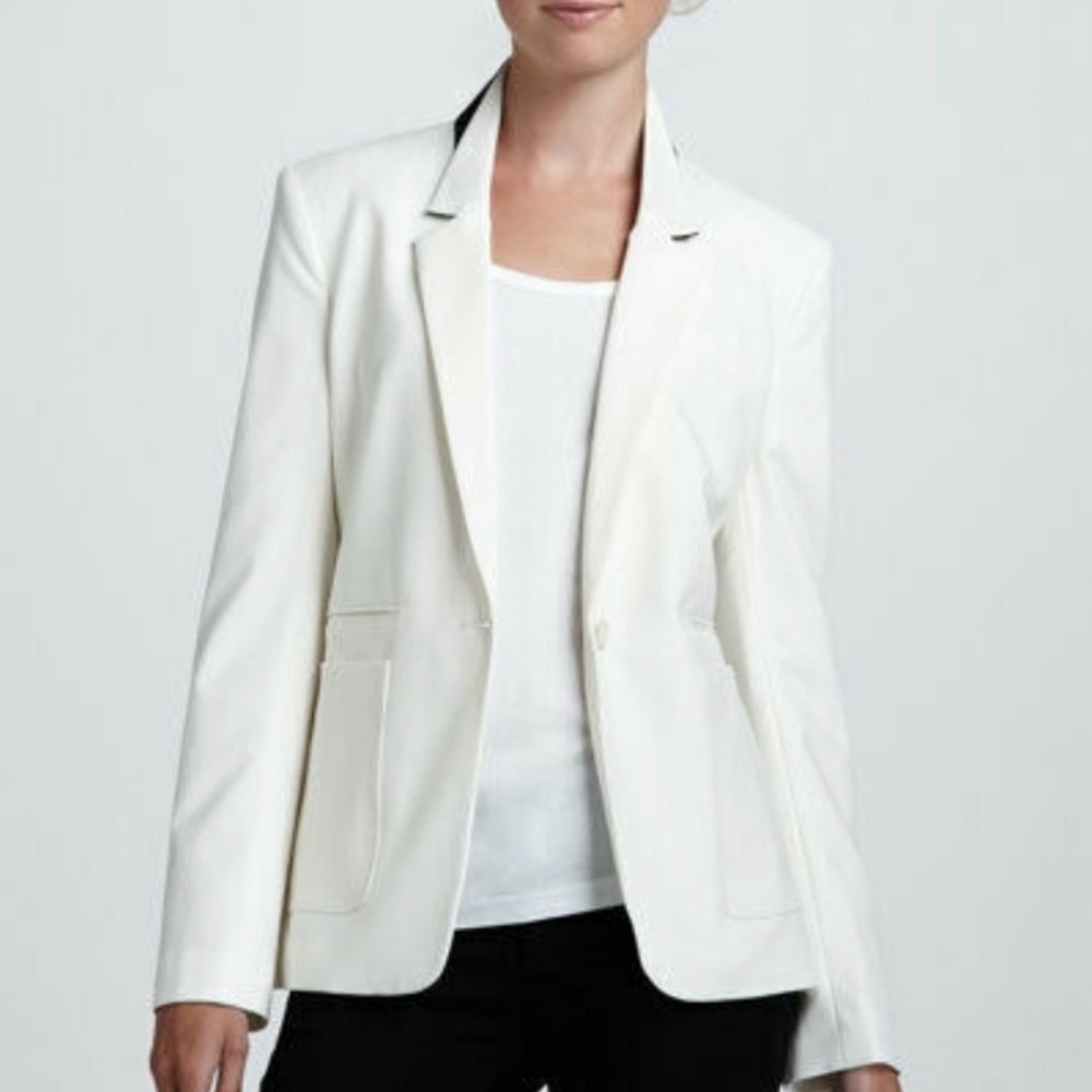 Elizabeth and James “Sienna” Ivory Notched Blazer
